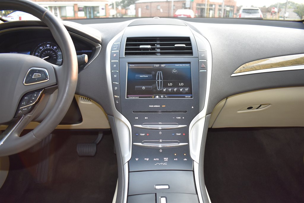 2015 Lincoln MKZ