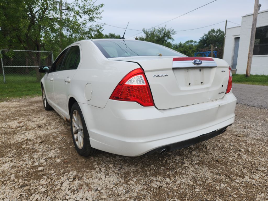 2011 Ford Fusion - $3,000