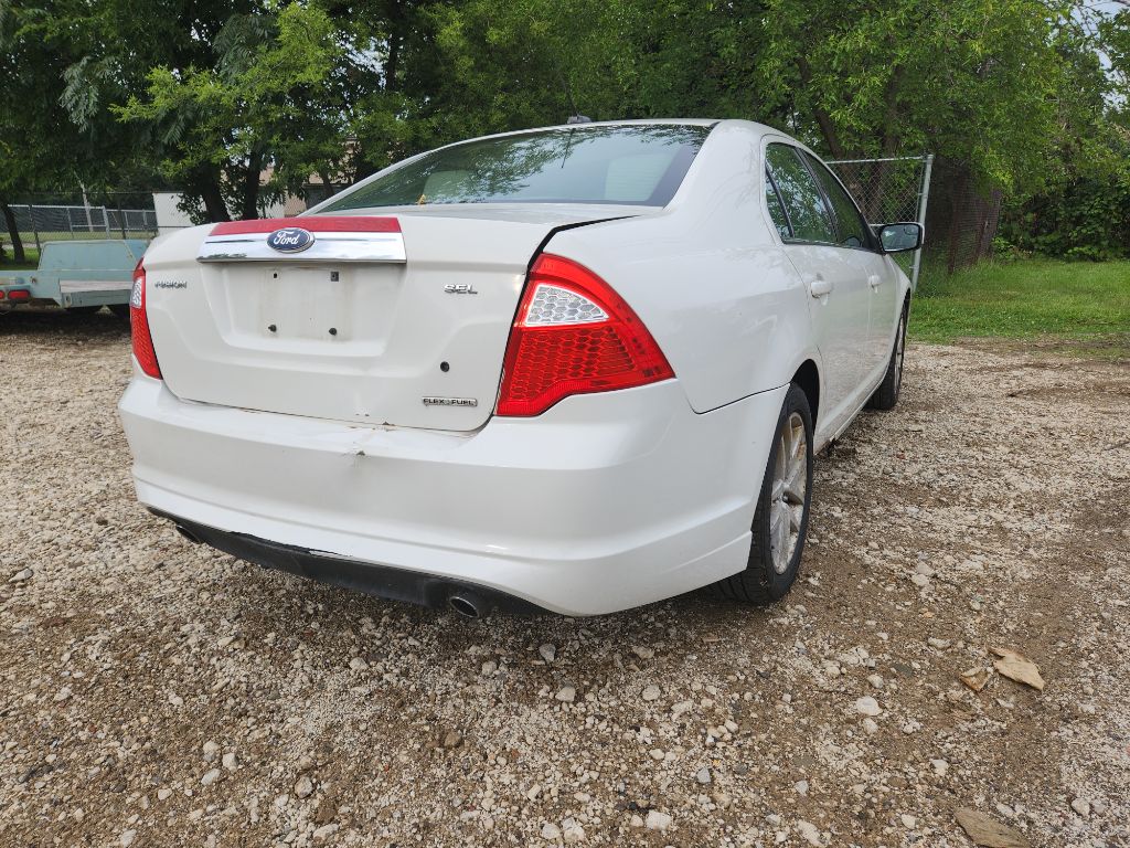 2011 Ford Fusion - $3,000