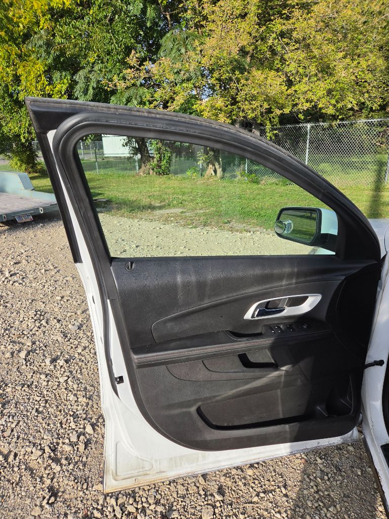 2011 Chevrolet Equinox - $3,500
