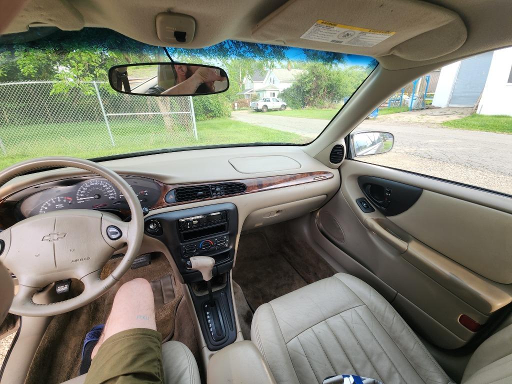 2002 Chevrolet Malibu - $2,500