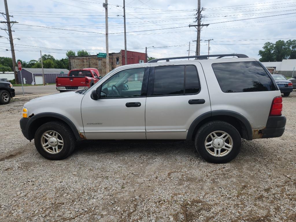 2003 Ford Explorer - $3,000