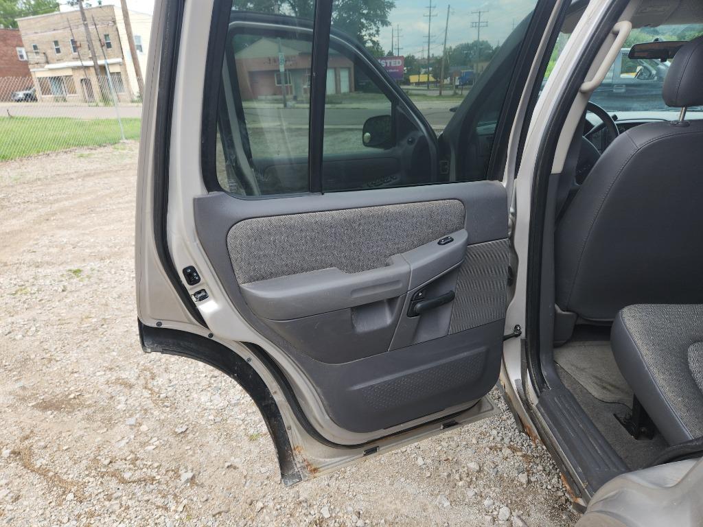2003 Ford Explorer - $3,000