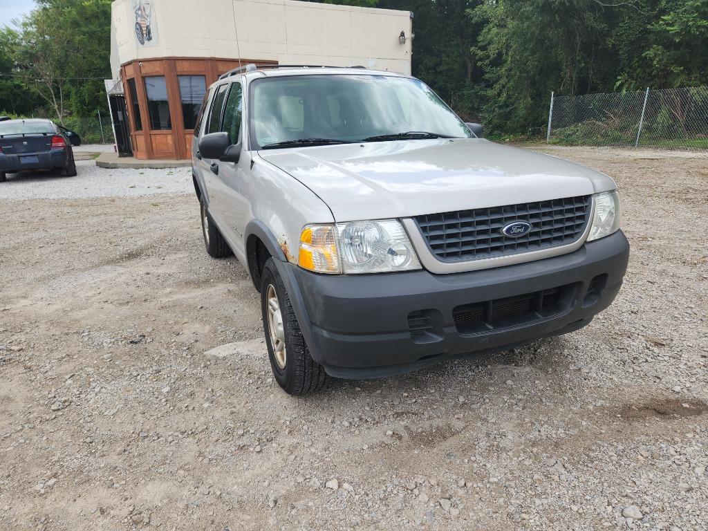 2003 Ford Explorer - $3,000