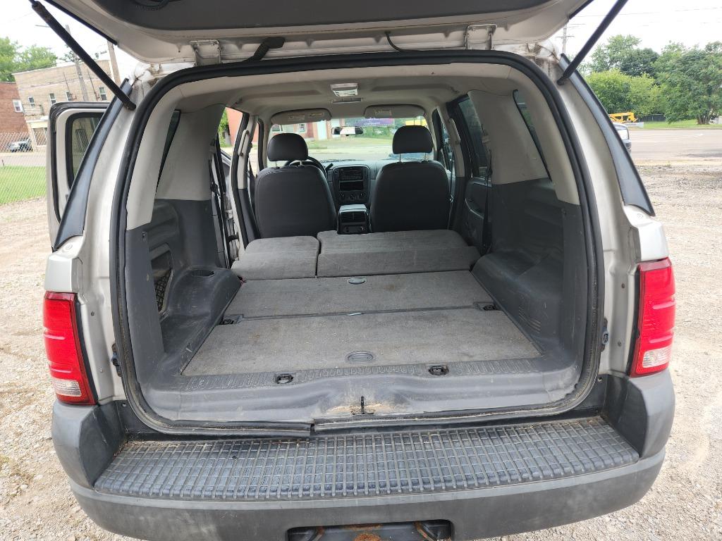 2003 Ford Explorer - $3,000
