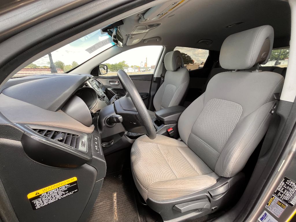 2014 Hyundai Santa Fe Sport - $8,500