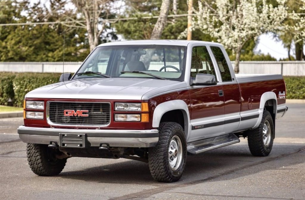 1996 GMC Suburban - $29,950