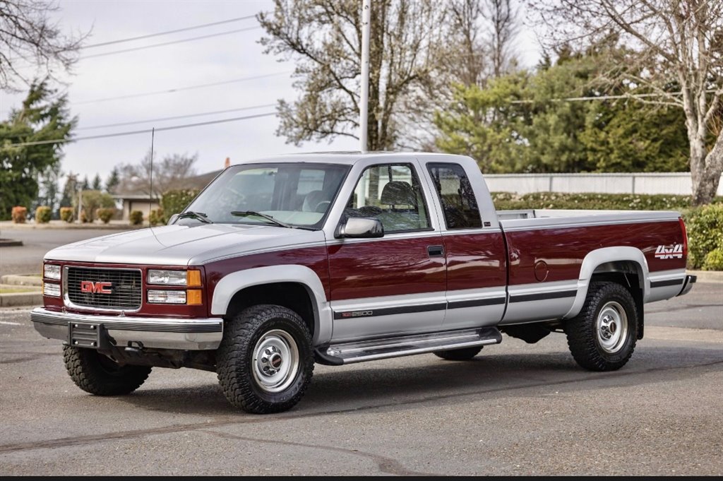 1996 GMC Suburban - $29,950