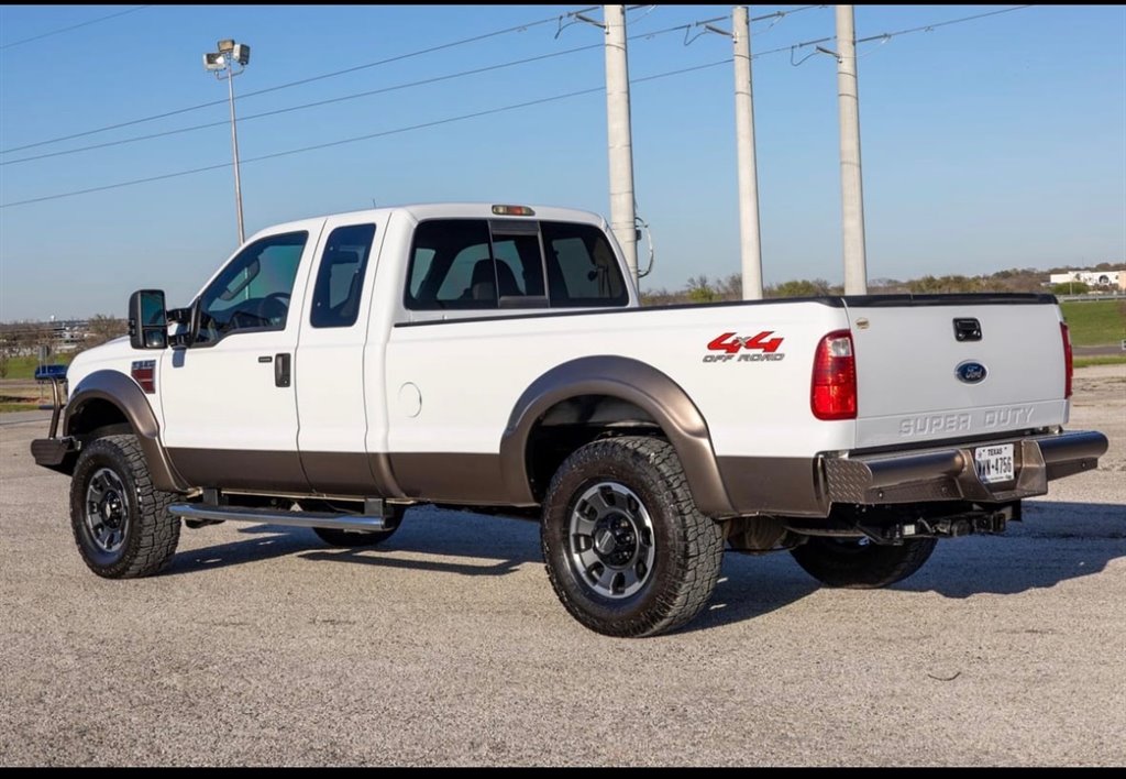 2009 Ford F-250 - $21,500