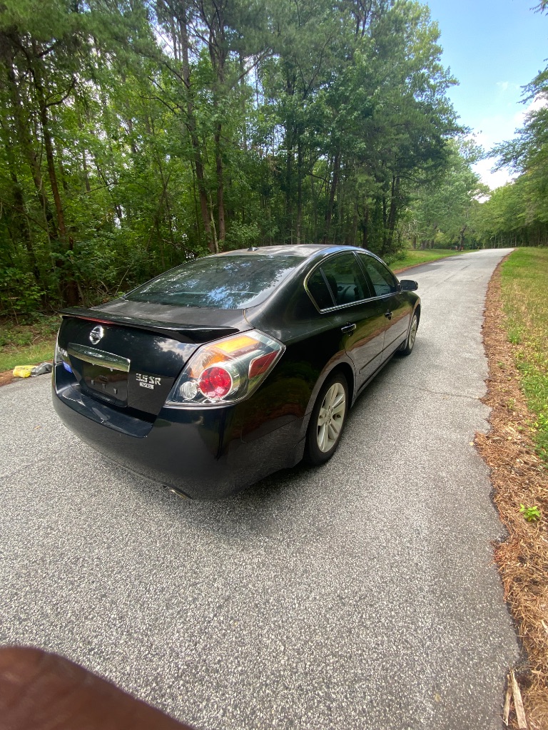 2012 Nissan Altima - $4,000