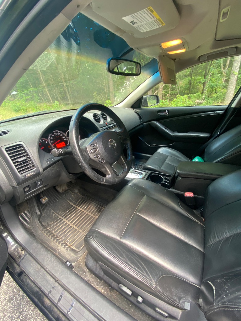 2012 Nissan Altima - $4,000