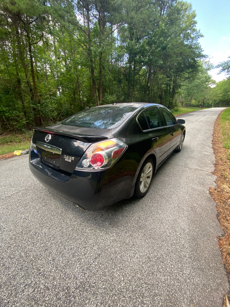 2012 Nissan Altima - $4,000