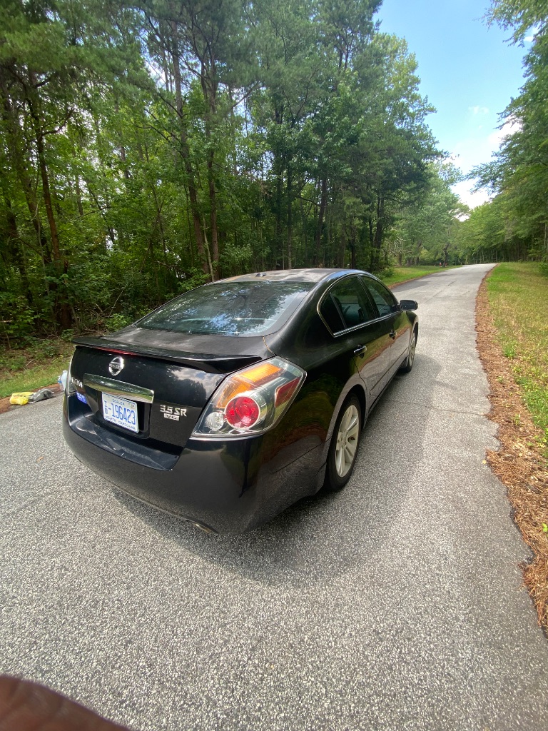 2012 Nissan Altima - $4,000