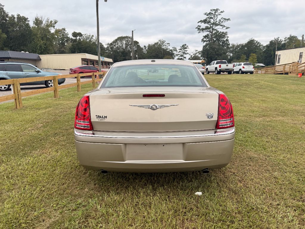 2009 Chrysler 300 - $7,999