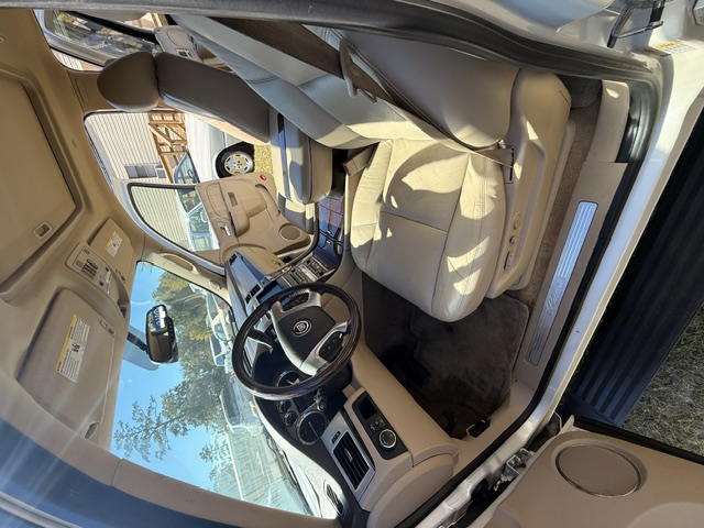 2011 Cadillac Escalade - $13,999