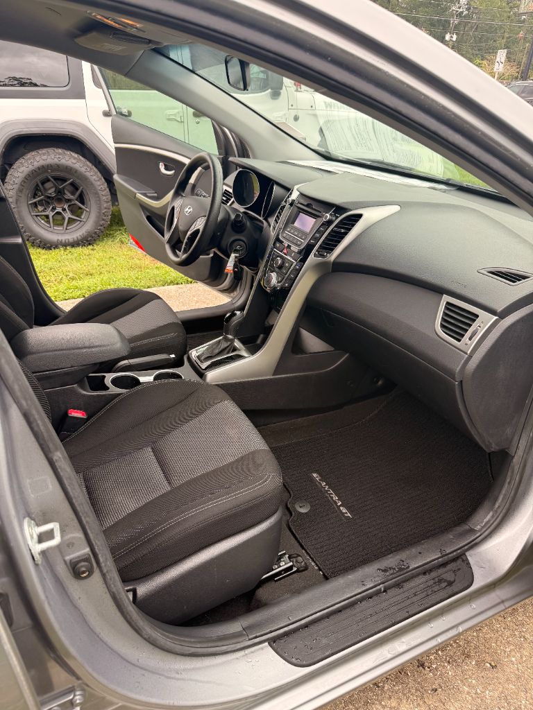 2014 Hyundai Elantra - $7,999