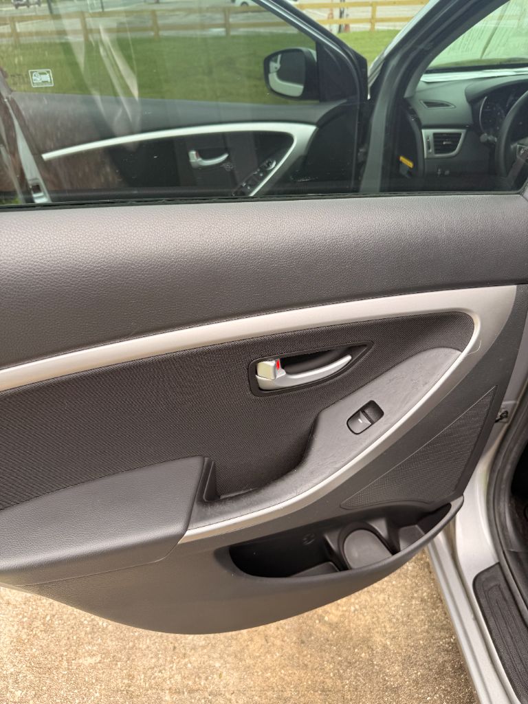 2014 Hyundai Elantra - $7,999