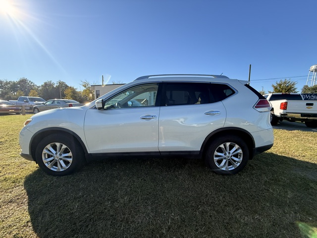 2016 Nissan Rogue - $9,999