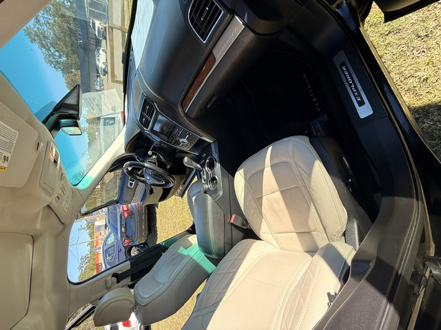2016 Ford Explorer - $14,999