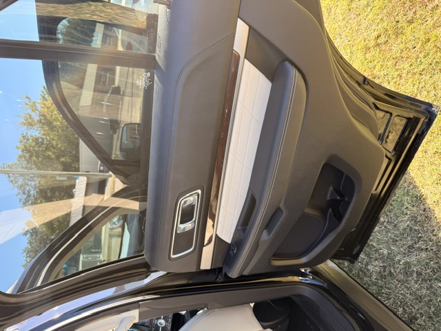 2016 Ford Explorer - $14,999