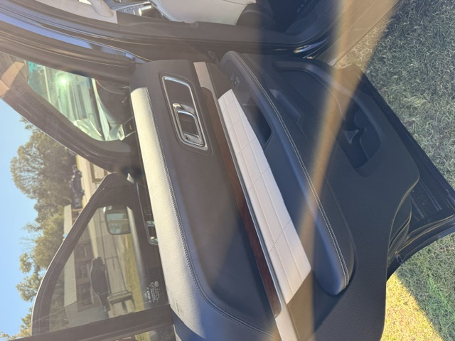 2016 Ford Explorer - $14,999