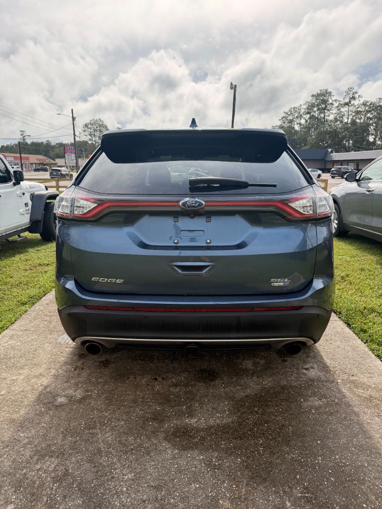 2018 Ford Edge - $11,999