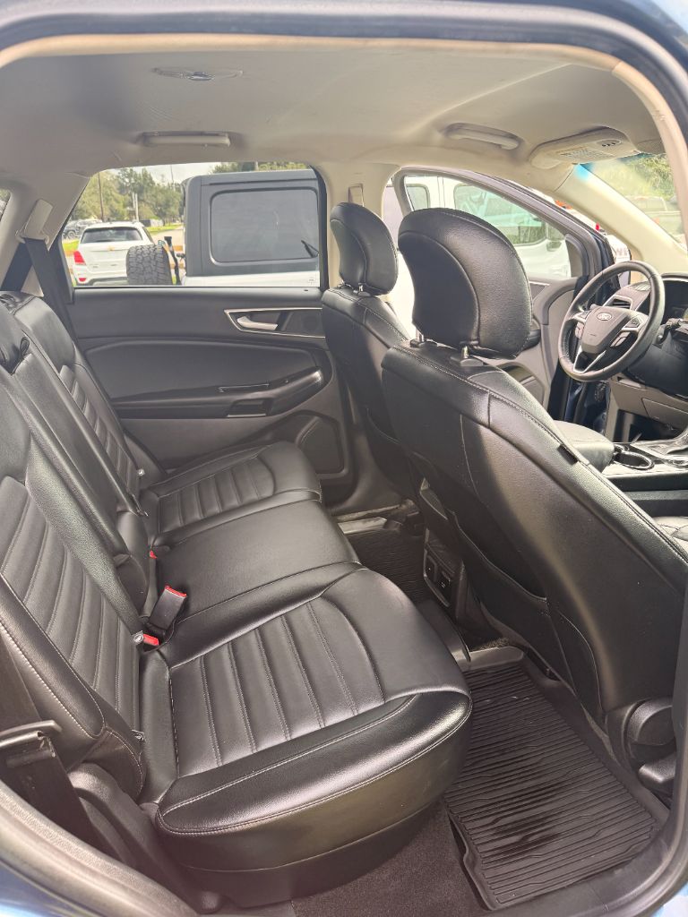 2018 Ford Edge - $11,999