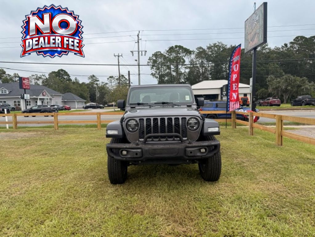 2020 Jeep Gladiator - $22,999