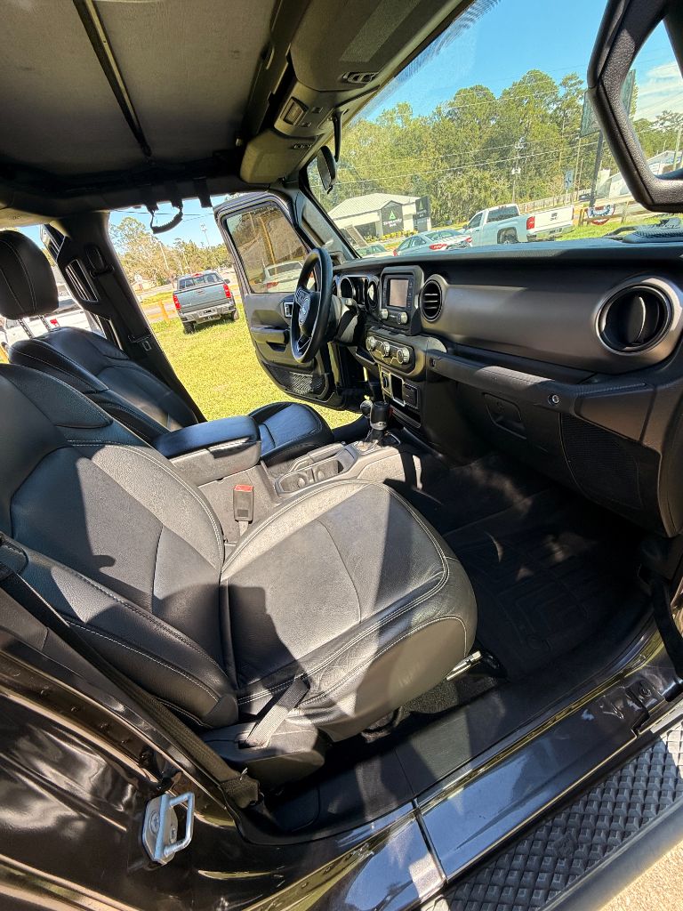 2020 Jeep Gladiator - $22,999