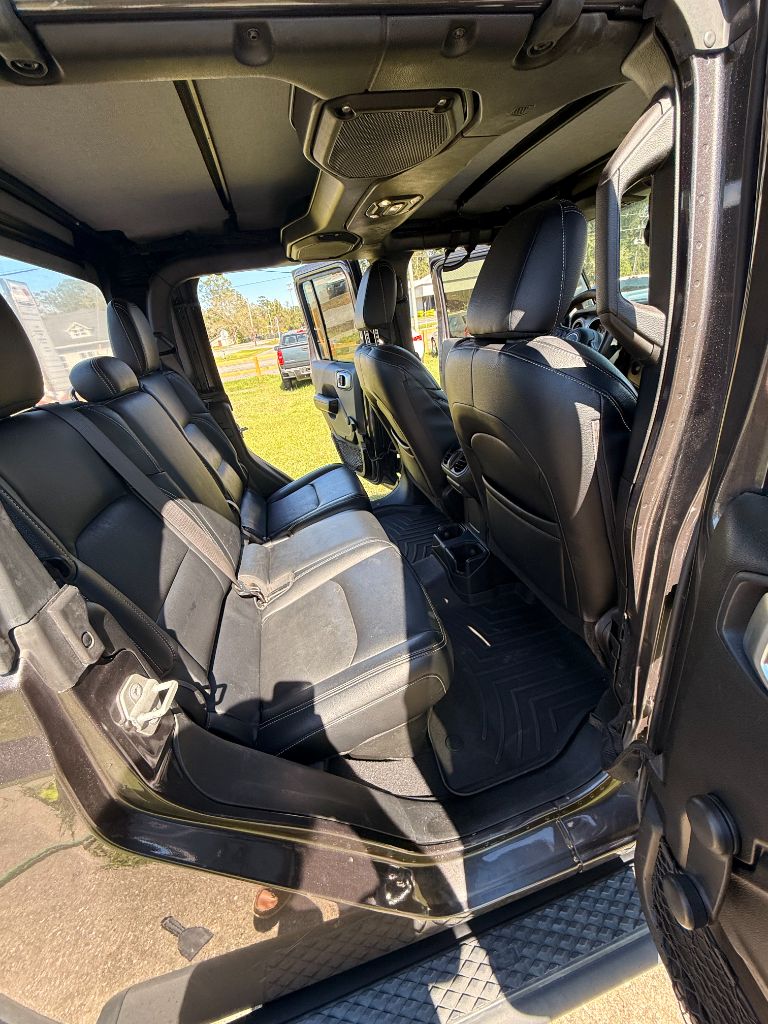 2020 Jeep Gladiator - $22,999