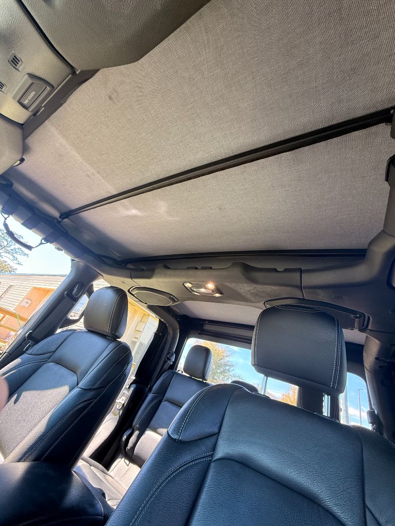 2020 Jeep Gladiator - $22,999