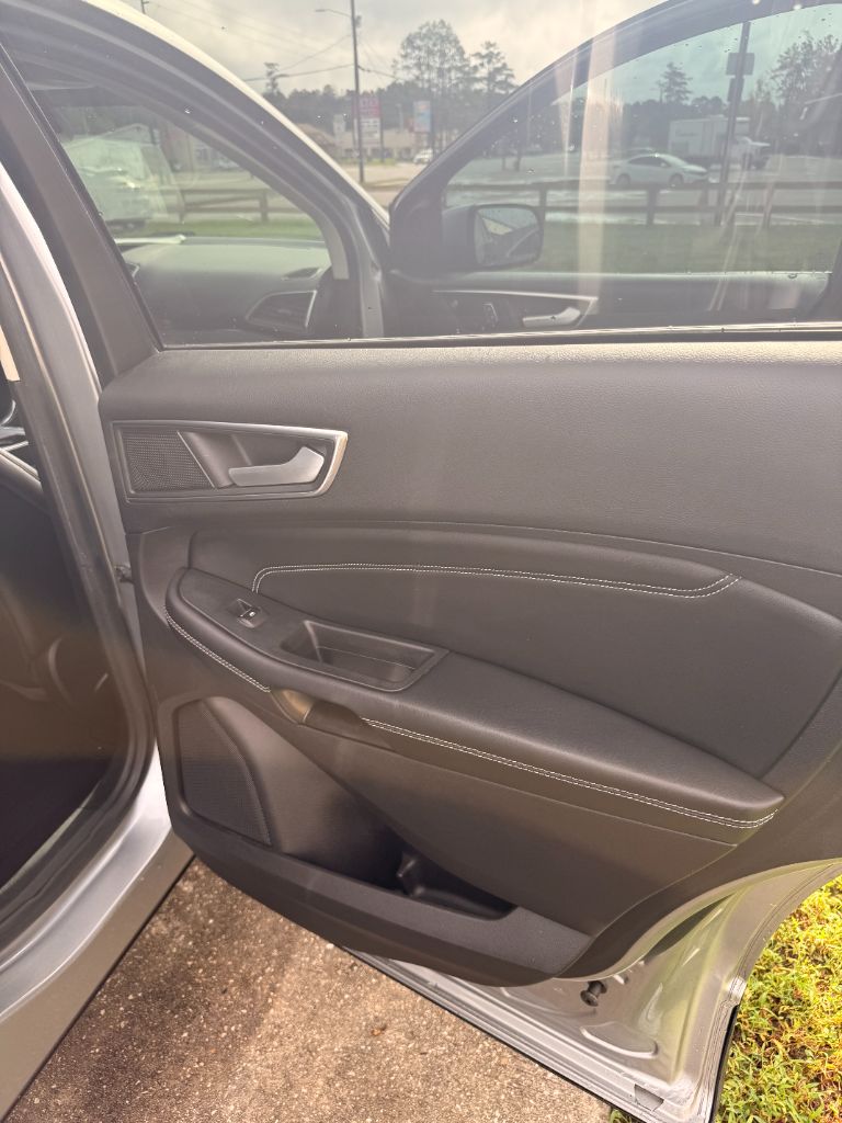 2021 Ford Edge - $16,999