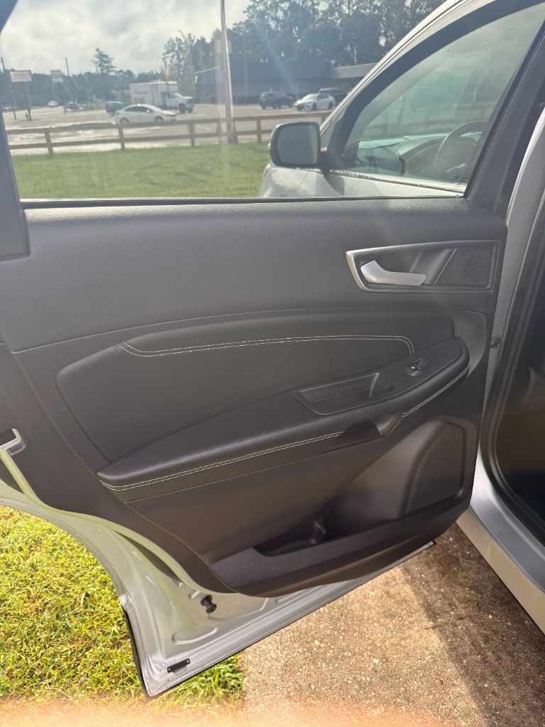 2021 Ford Edge - $16,999