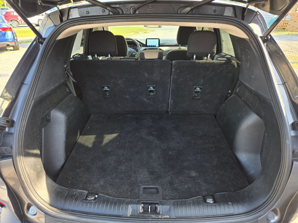 2020 Ford Escape - $8,900