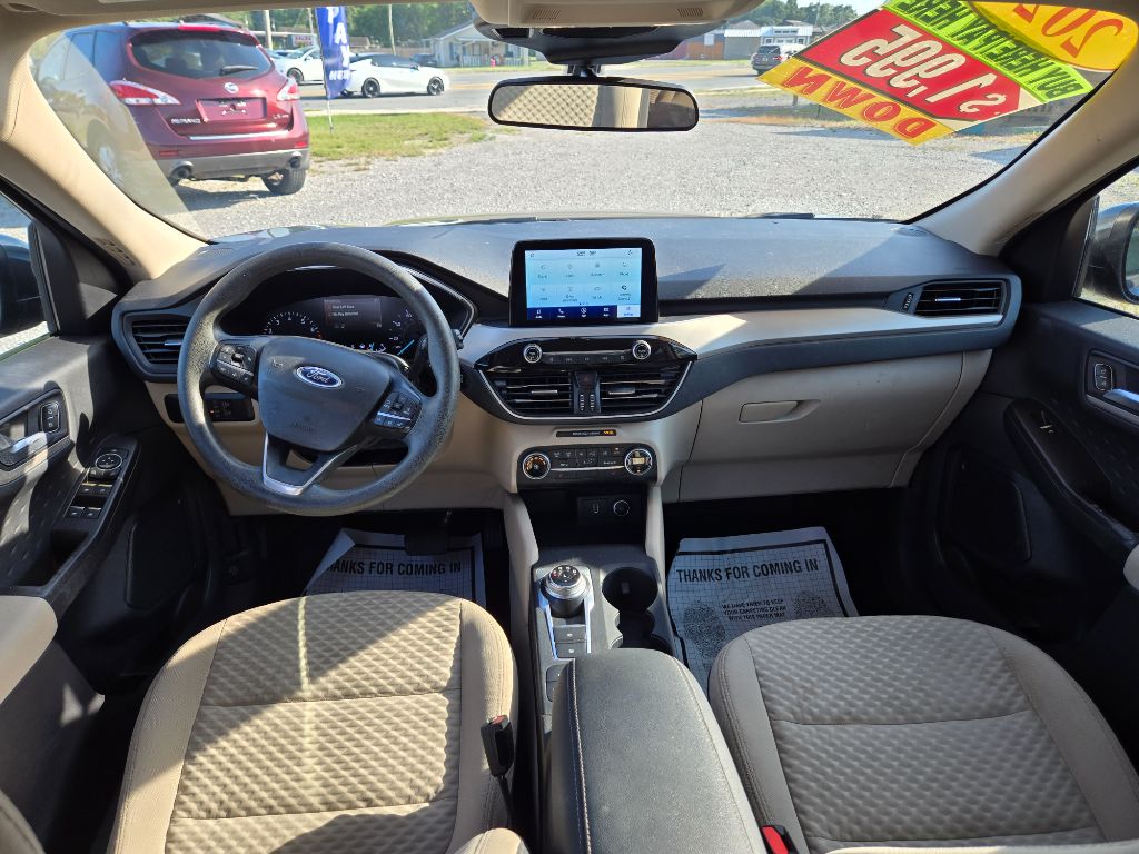 2020 Ford Escape - $8,900