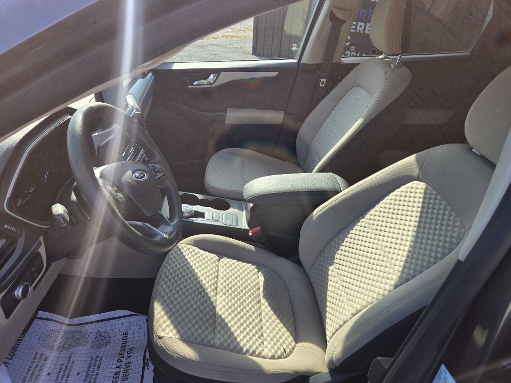 2020 Ford Escape - $8,900