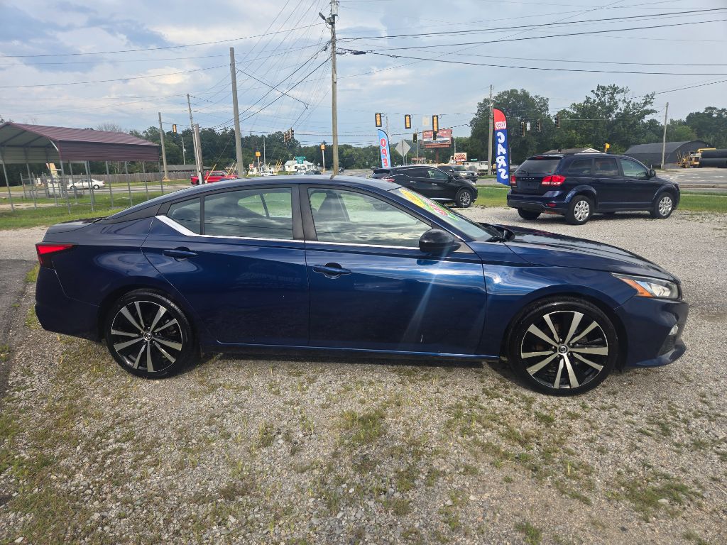 2022 Nissan Altima - $13,700