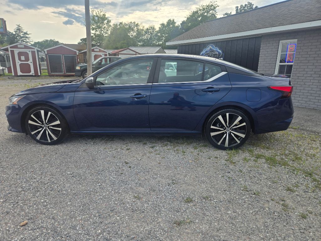 2022 Nissan Altima - $13,700