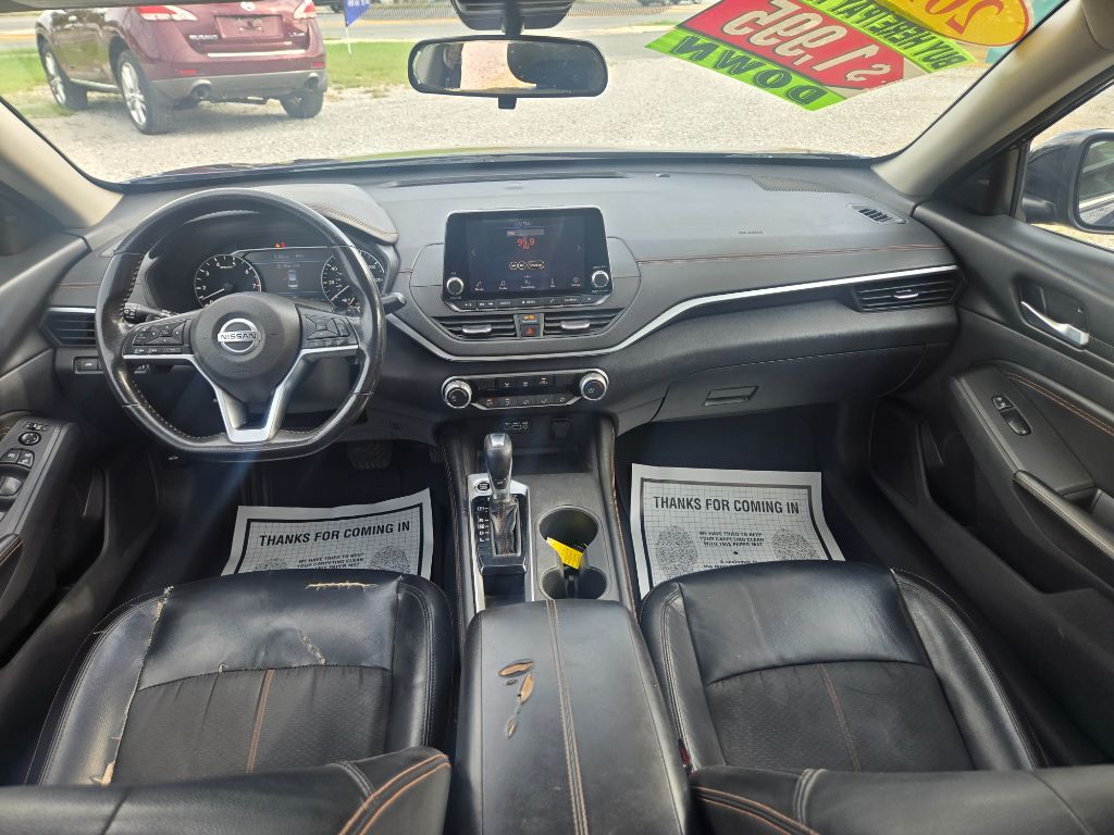 2022 Nissan Altima - $13,700