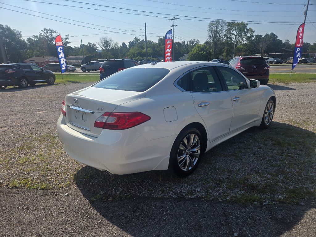 2012 INFINITI M - $10,800