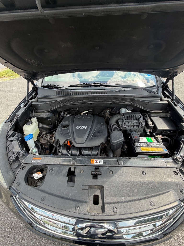 2013 Hyundai Santa Fe Sport - $5,900