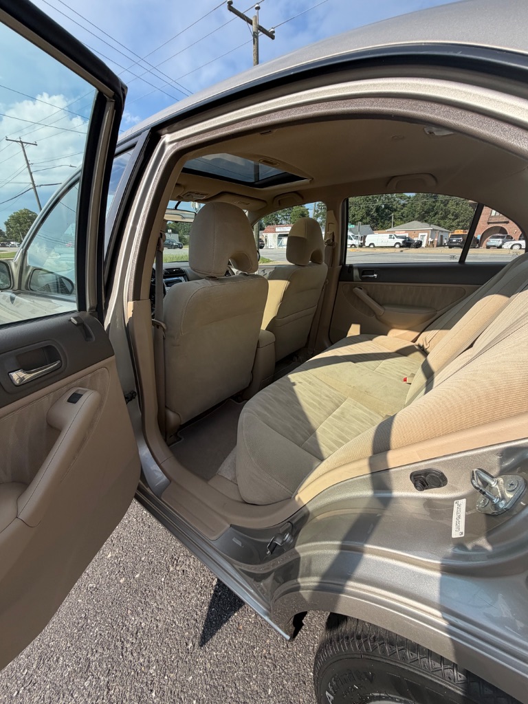 2005 Honda Civic - $5,900