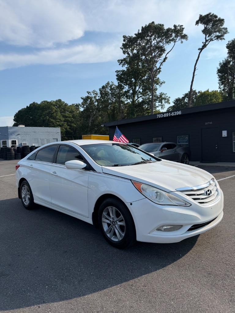 2013 Hyundai Sonata - $3,900