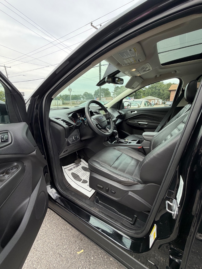 2018 Ford Escape - $9,999
