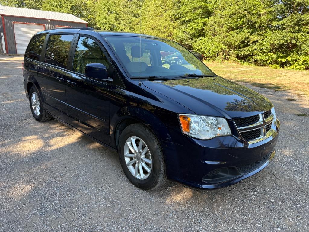2016 Dodge Grand Caravan - $6,600
