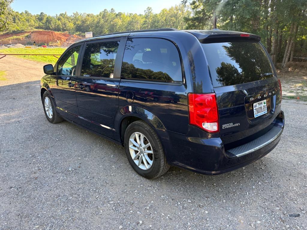 2016 Dodge Grand Caravan - $6,600