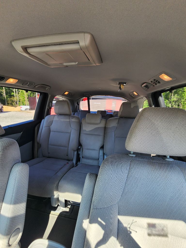 2016 Honda Odyssey - $9,999