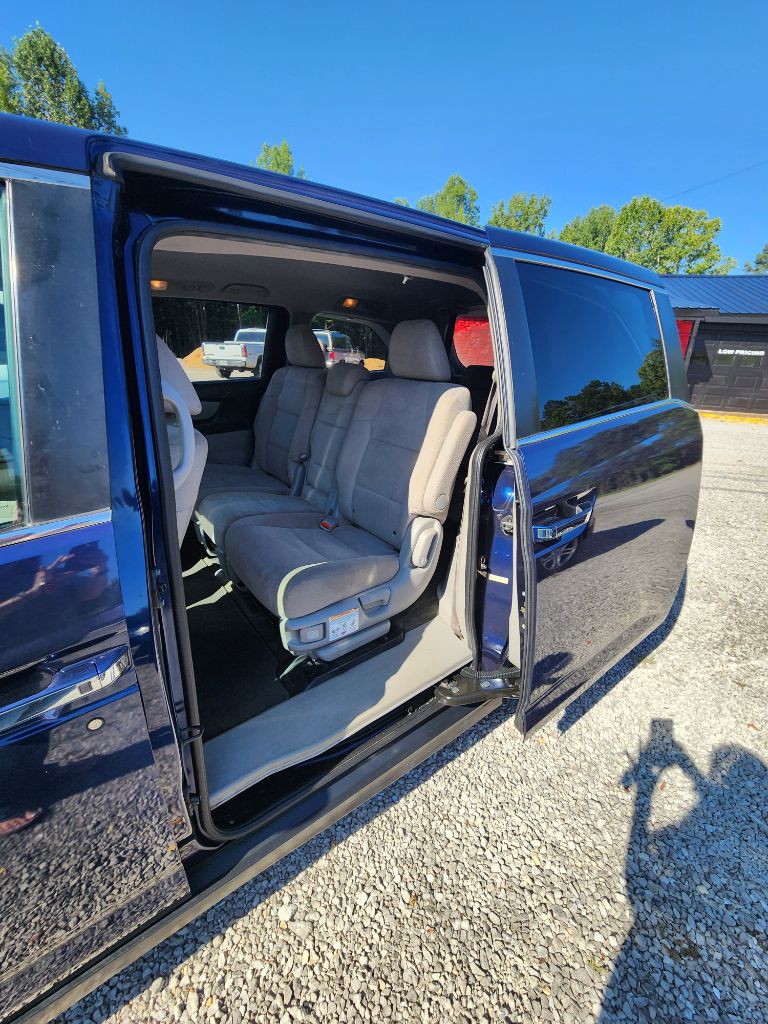 2016 Honda Odyssey - $9,999