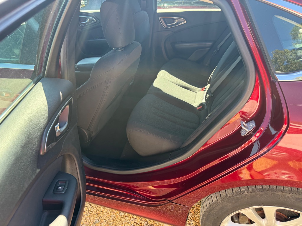 2016 Chrysler 200