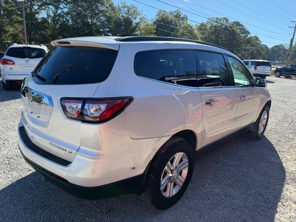 2014 Chevrolet Traverse - $8,450